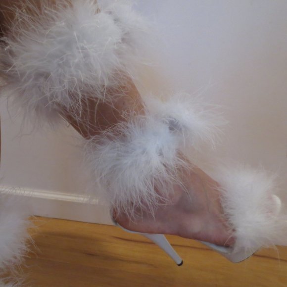 LAST CHANCE  NIB CUSTOM MADE White Double High Riding Ankle Cuff "Fufu" Heels - Picture 12 of 15